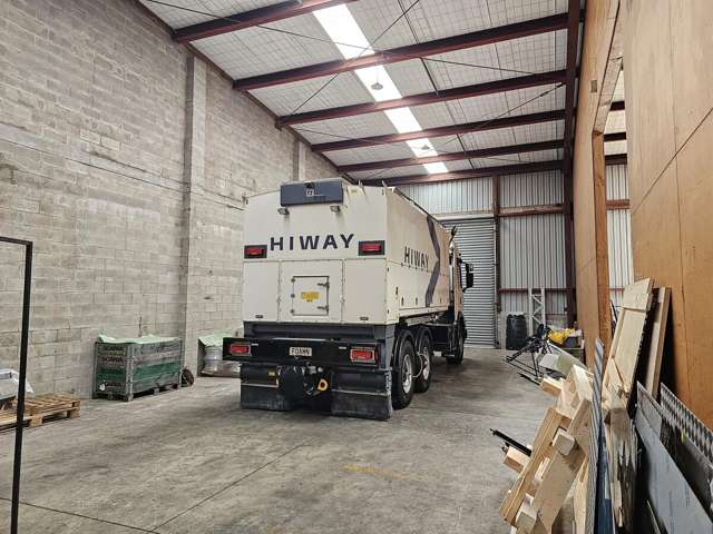 Part Of | 10 Langley Road Wiri_1