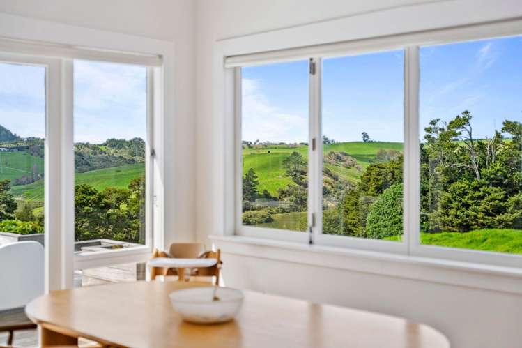 221 Mountain Road Maungaturoto_13