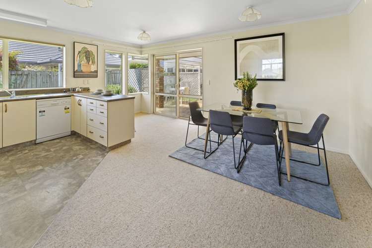 53 Kingsford Drive Stoke_7