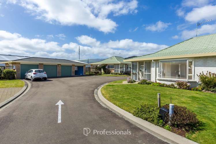 41/17 John Street Trentham_23