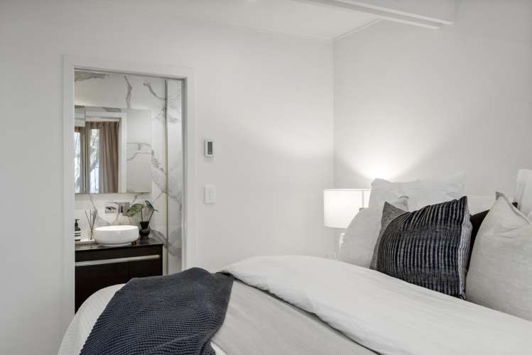 205 Beach Road Campbells Bay_15