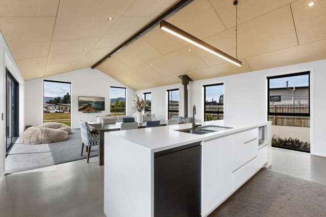 3 Pepperwood Green Albert Town_2