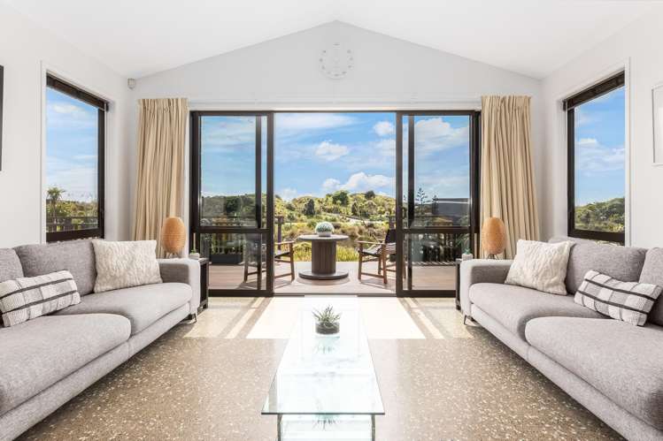 37 Pingao Lane Peka Peka_8