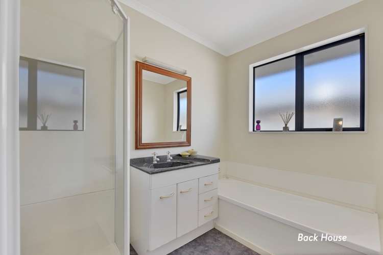 85 Templemore Drive Richmond_21