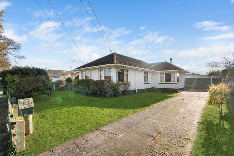 10 Carters Road Aranui_14