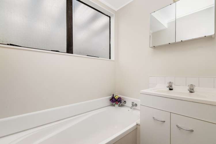 1/21 Silver Creek Road Manurewa_6