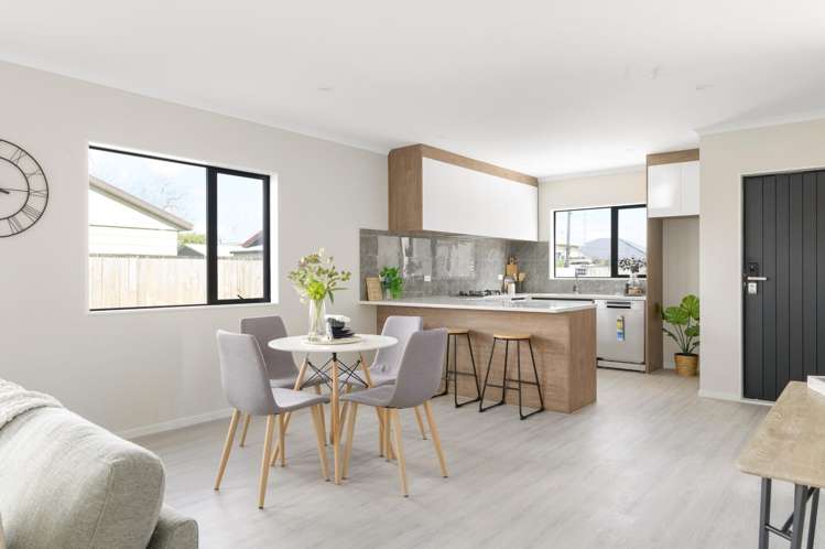 4/137 Avalon Drive Nawton_5