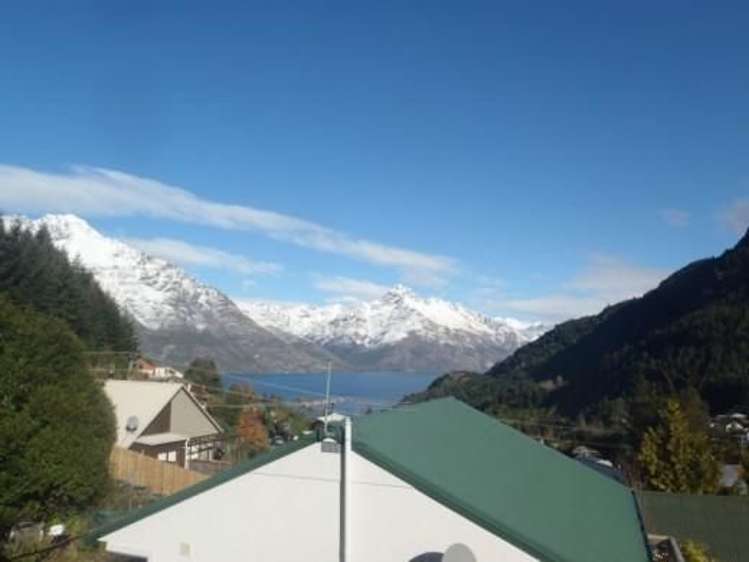 18b Watts Road Fernhill/Sunshine Bay_10