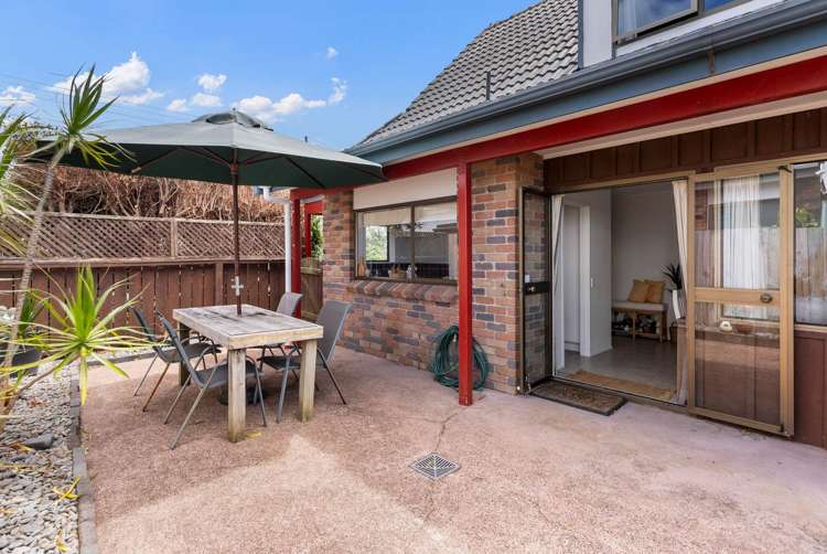 1/11 Hall Road Glenfield_10