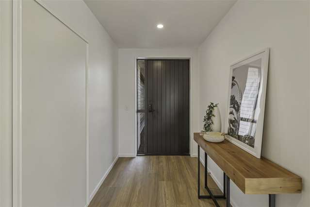 23 Selfe Crescent Burwood_3