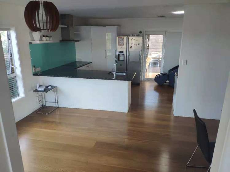 14 Tiri View Place Waiake_5