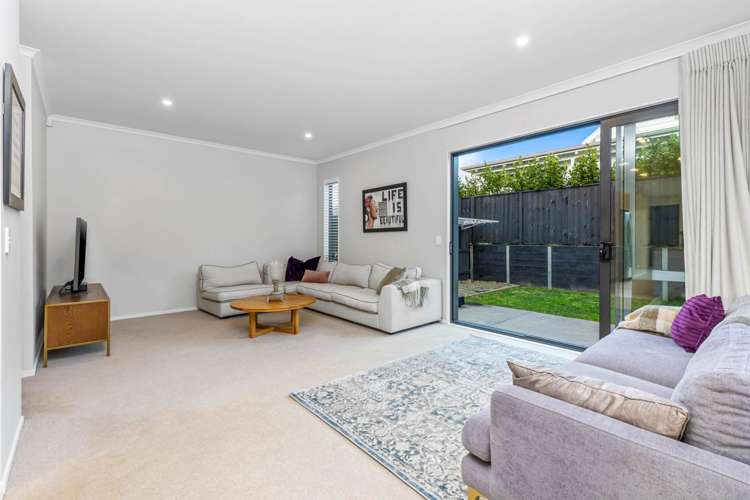 9 Koura Drive Red Beach_8