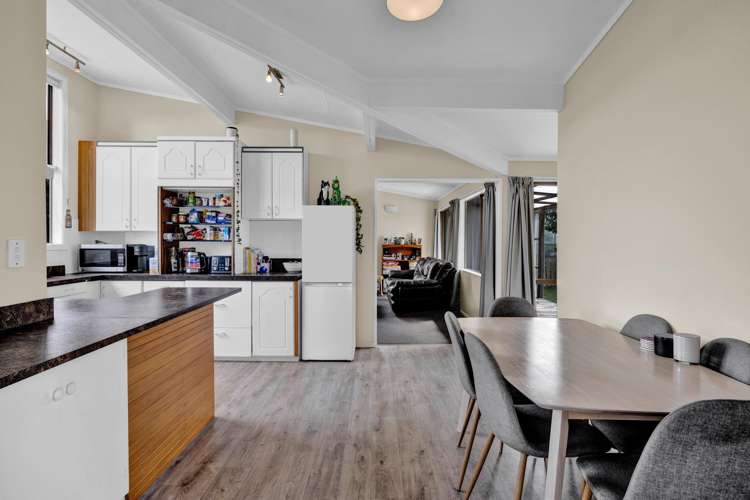 29 Gibson Place Patea_10