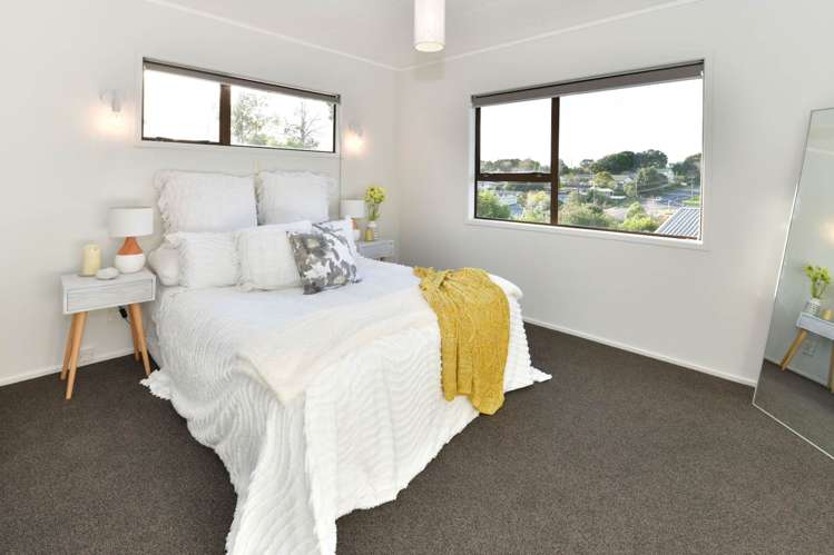 8 Waiora Road Stanmore Bay_16