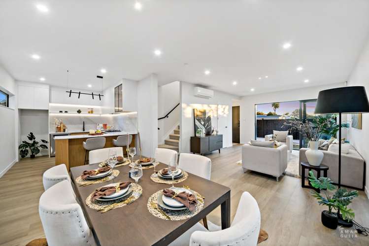 5/6 Clinton Avenue Te Atatu Peninsula_3