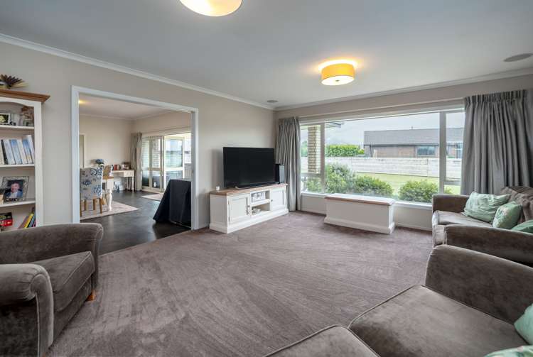 1 Mill Grove Carterton_8