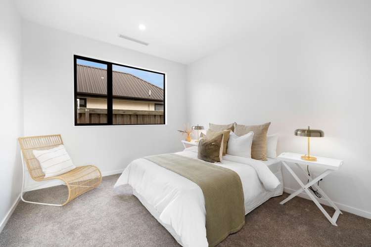 2 Alan James Lane Prebbleton_20