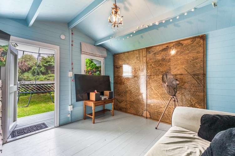 4 Tenterden Ave 1728_17