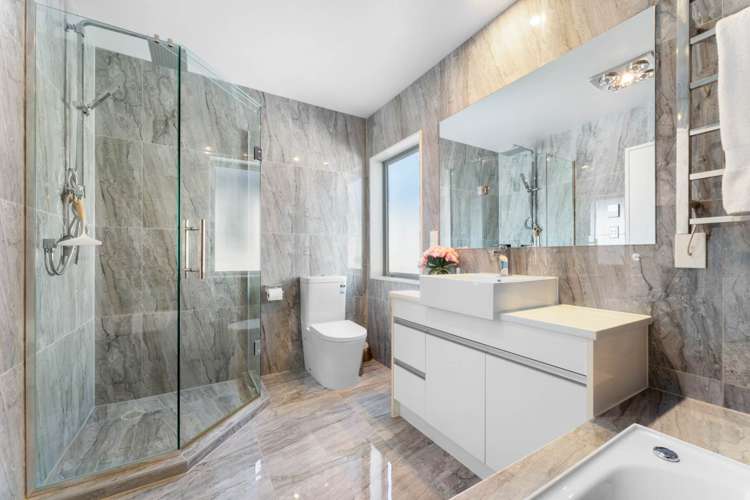 24 Calcite Avenue Flat Bush_14