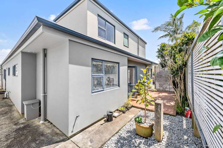4 Sorrel Crescent Bucklands Beach_15