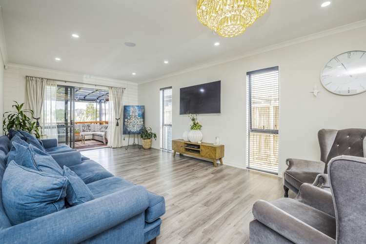 29 Black Beech Crescent Takanini_6