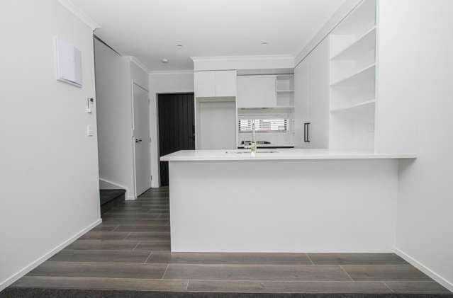 12/14 Ruakiwi Road 500063_2