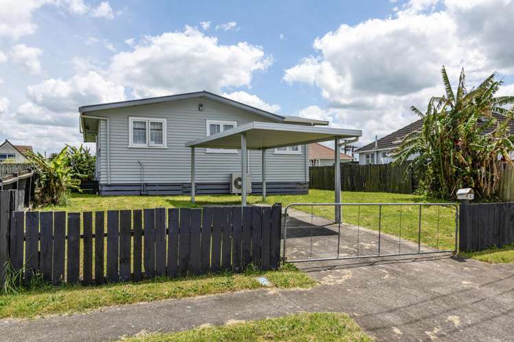 2 Armstrong Street Huntly_19