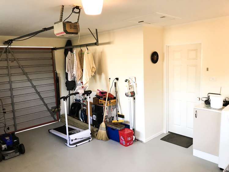 122unit Kenny Street Waihi_17