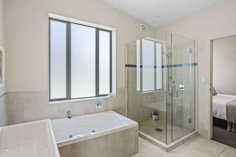 156 Waterways Parade Pauanui_18