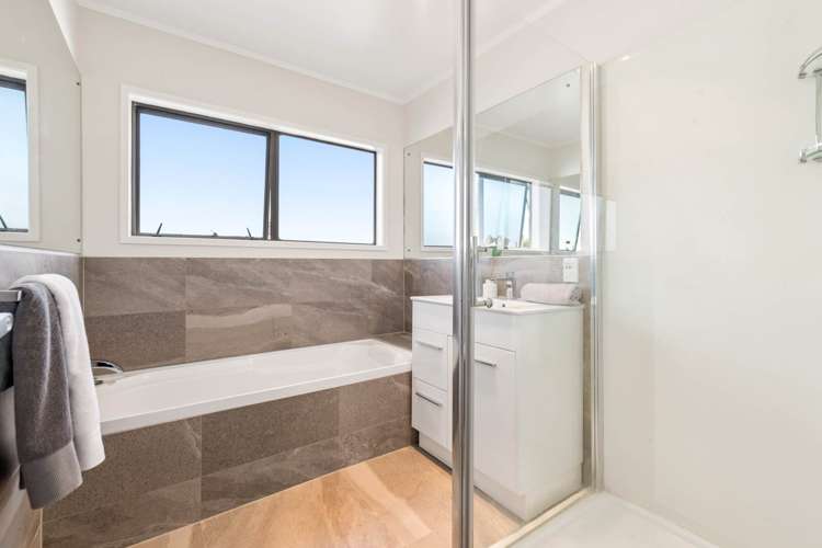 13A Bramley Drive Farm Cove_20