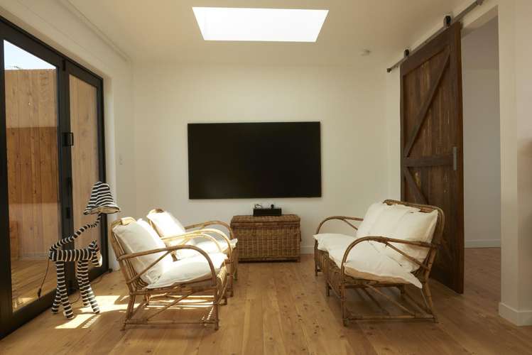 69 Kauri Road Stanmore Bay_18