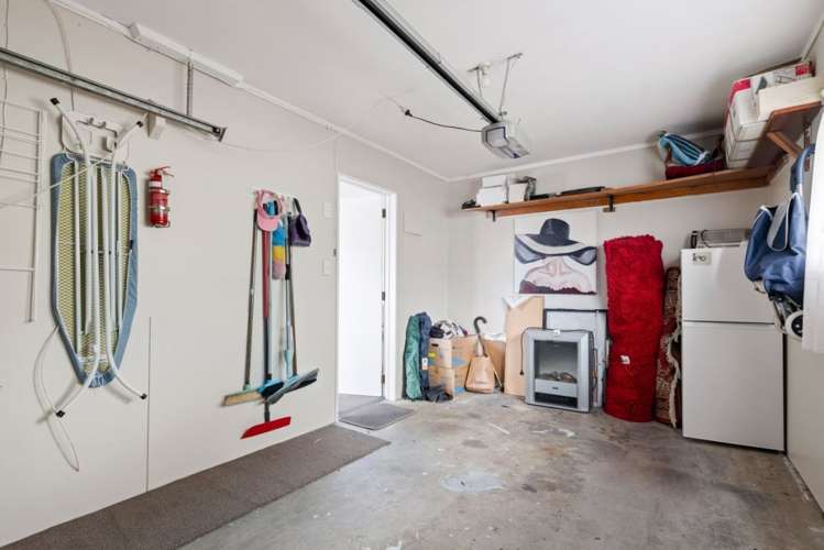 2/32 Nikau Street Stoke_15