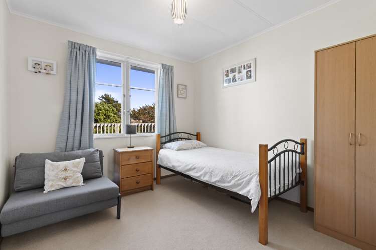 194 Seaview Road Westown_18