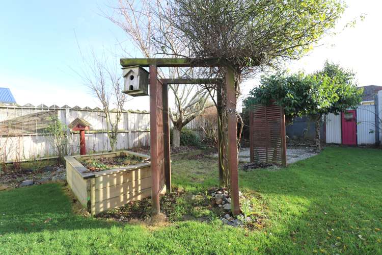 60 Arundel Crescent Strathern_21