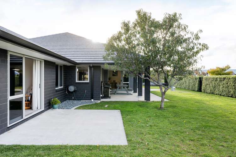 45 Plescher Crescent Leamington_24