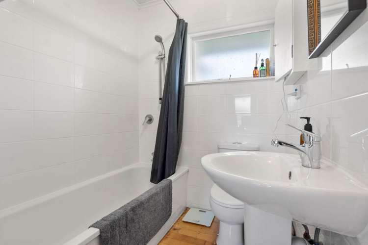 2/21 Ellen Avenue Hillcrest_8