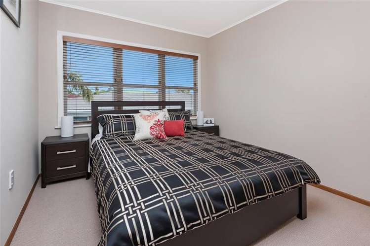 54 Angelo Avenue Howick_9