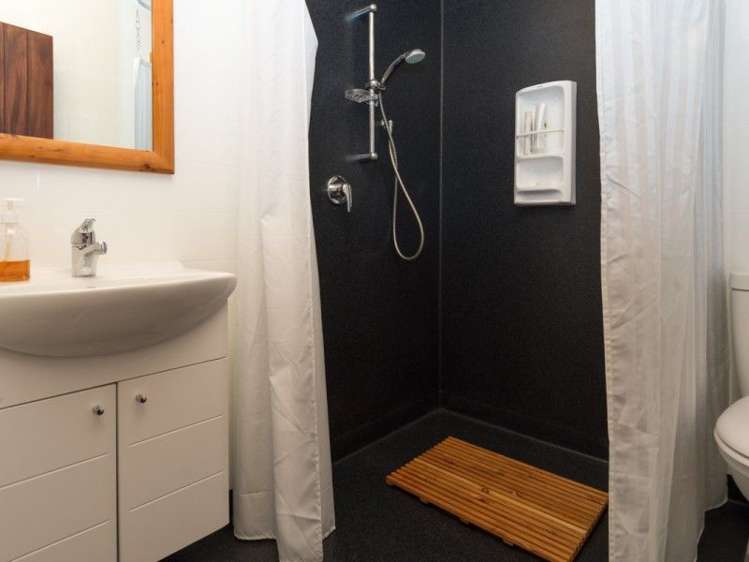 6 Peninsula Road Takaka_56