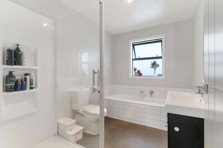 6 Austin Reid Avenue Carterton_16