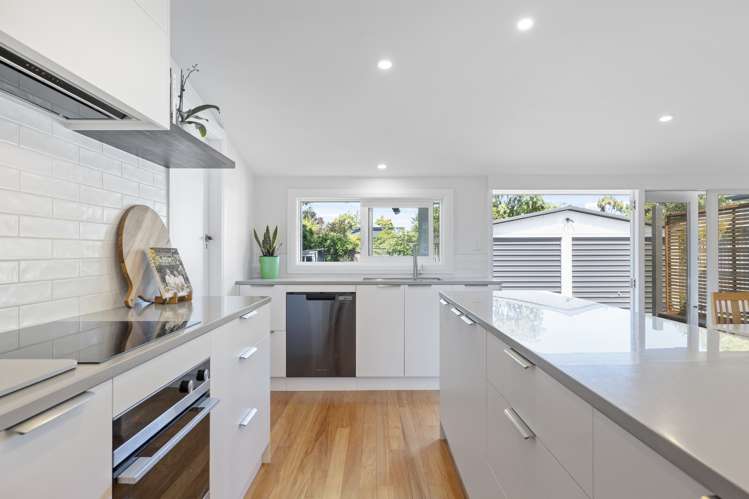 37 Fairview Street Somerfield_7