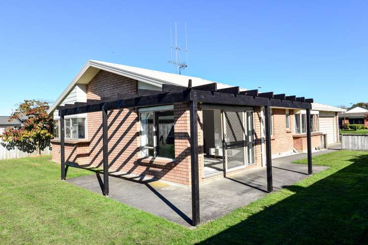 19 Moreland Avenue Pukete_20