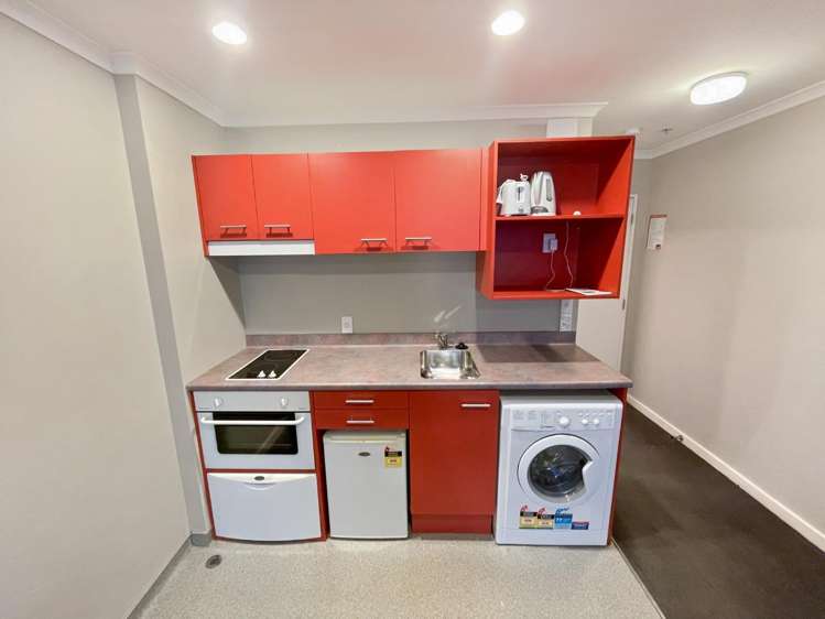 414/5 Aitken Street 1357_3