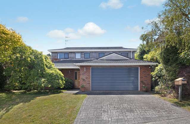 30 Thatcher Crescent Crofton Downs_1