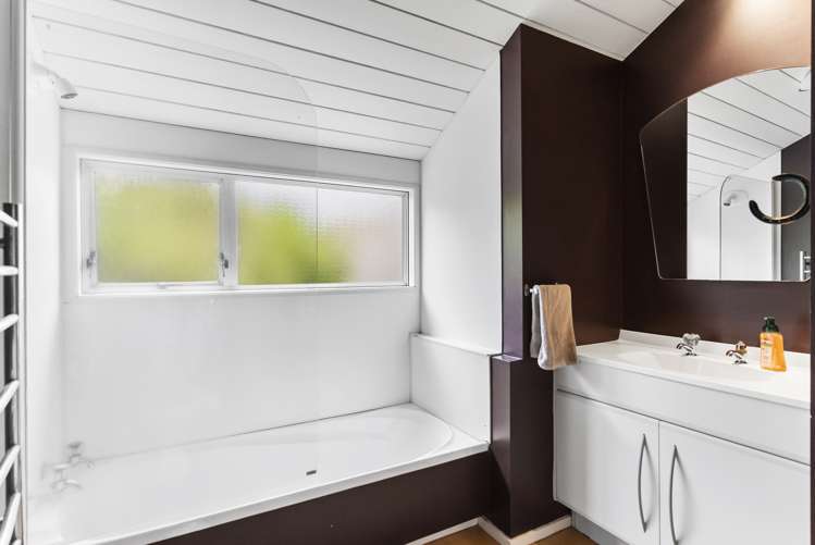 82 Arran Road Browns Bay_14