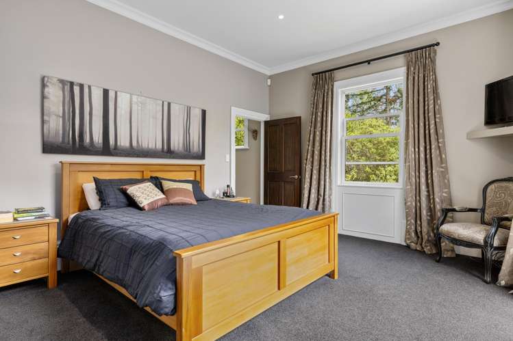 365 Whangamata Road Kinloch_17