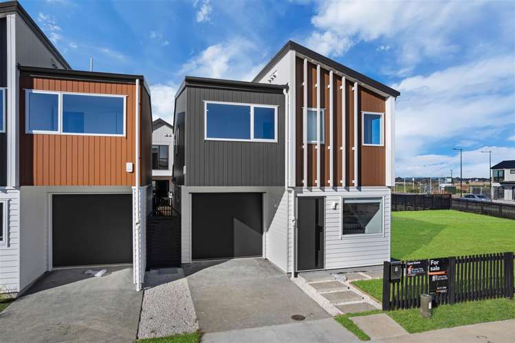 2 Longview Oak Lane Papakura_38