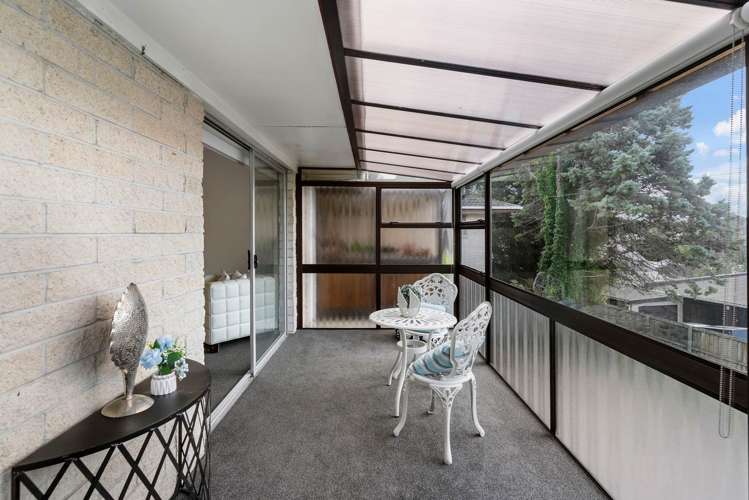 2/86 Archers Road Glenfield_6