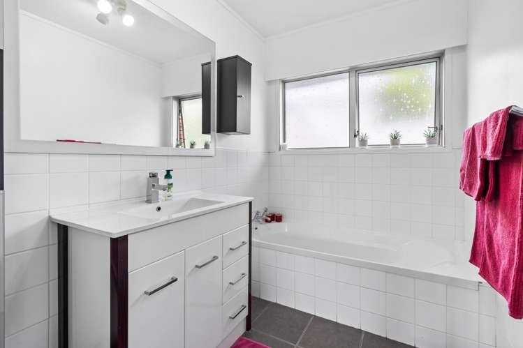 54 Hilltop Avenue Morningside_8