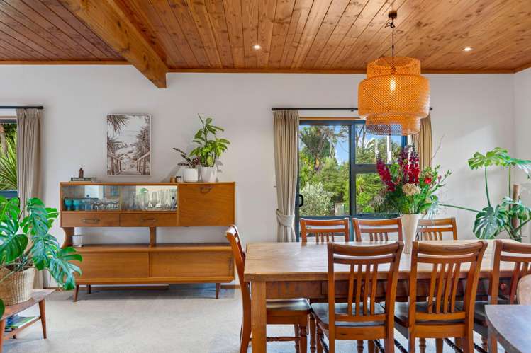 18 Awhiorangi Promenade Swanson_17