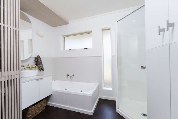 27 Chain Hills Road Chain Hills_25